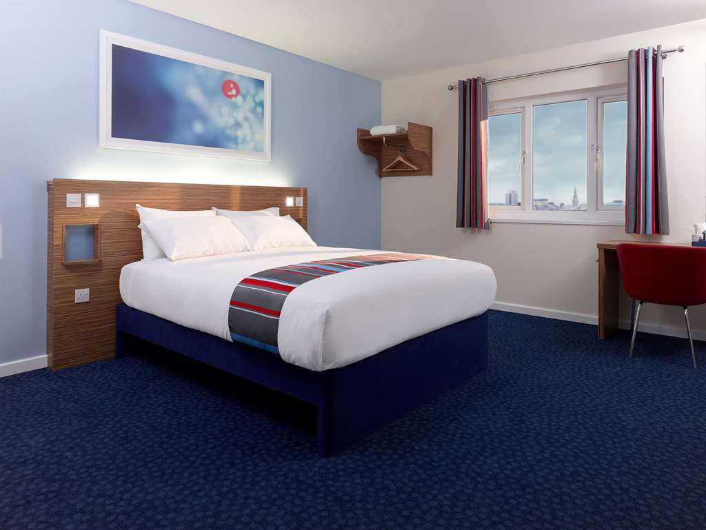 Travelodge Leeds Colton 加福斯 客房 照片