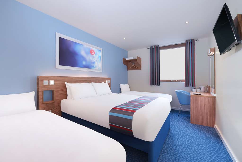 Travelodge Leeds Colton 加福斯 客房 照片